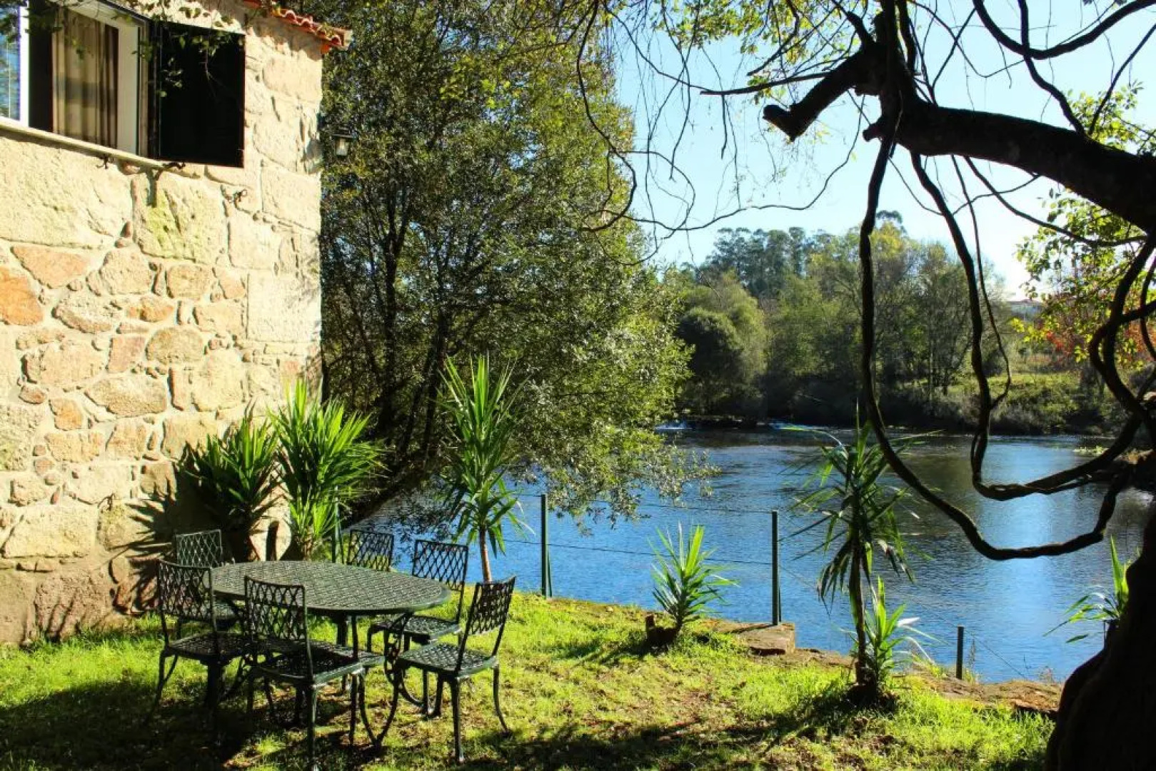 Casa do Rio - Eido do Pomar