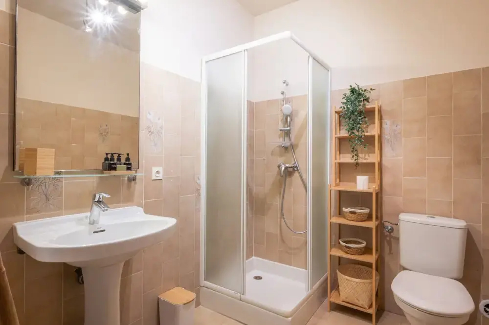 Mas Lou Pitchoun Exceptional Villa Between the Alpilles and Avignon