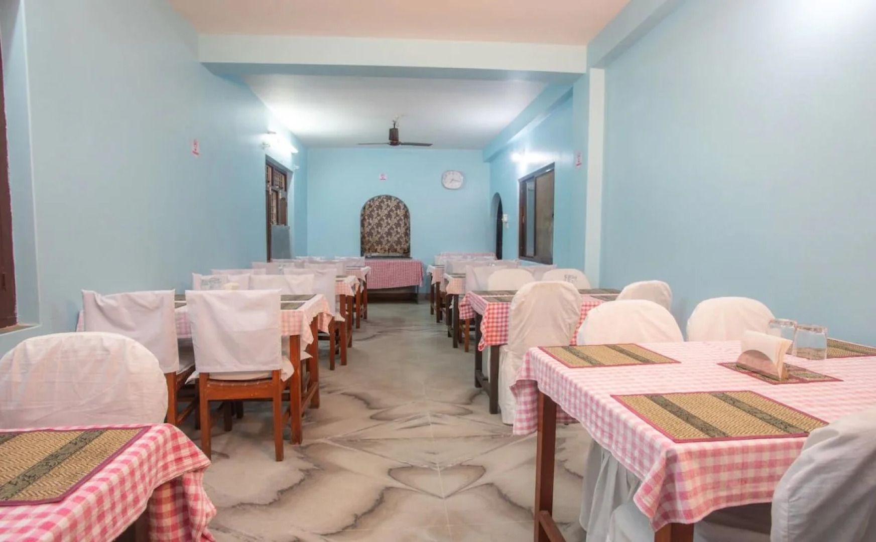 Hotel Centre Inn Lake