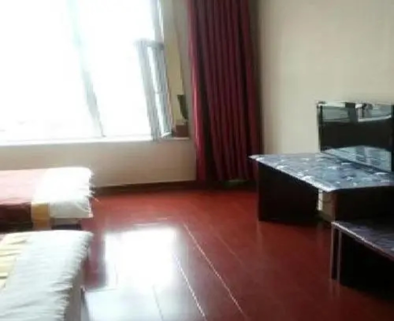 Qinghai Haibei Qilian Yinxiang Express Hotel