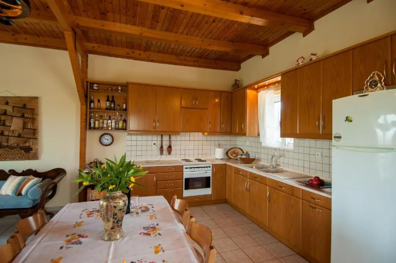 Thalia's Holiday House