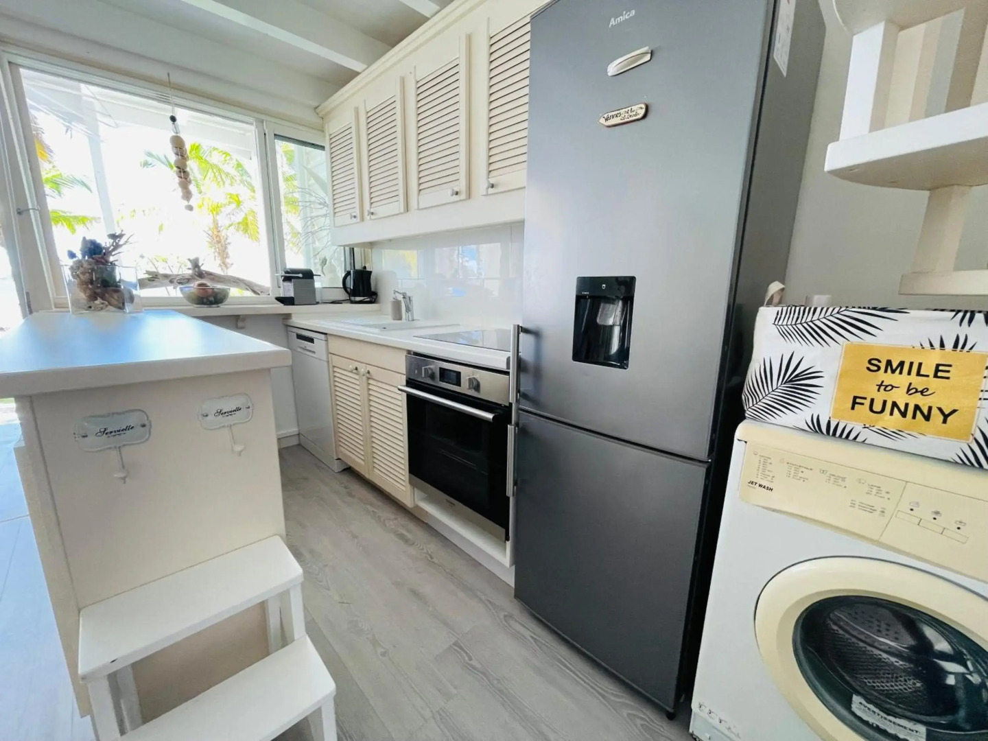 Blue Lagoon, cottage les pieds dans l eau