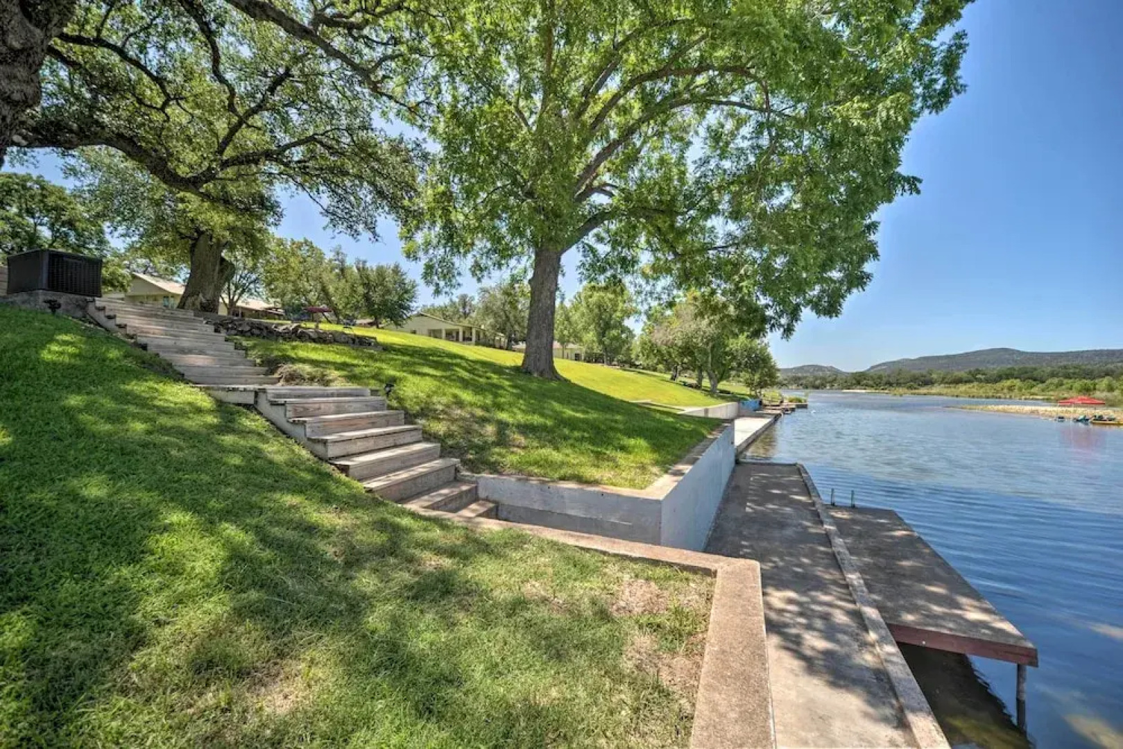 Waterfront Kingsland Home With Pool + River Access