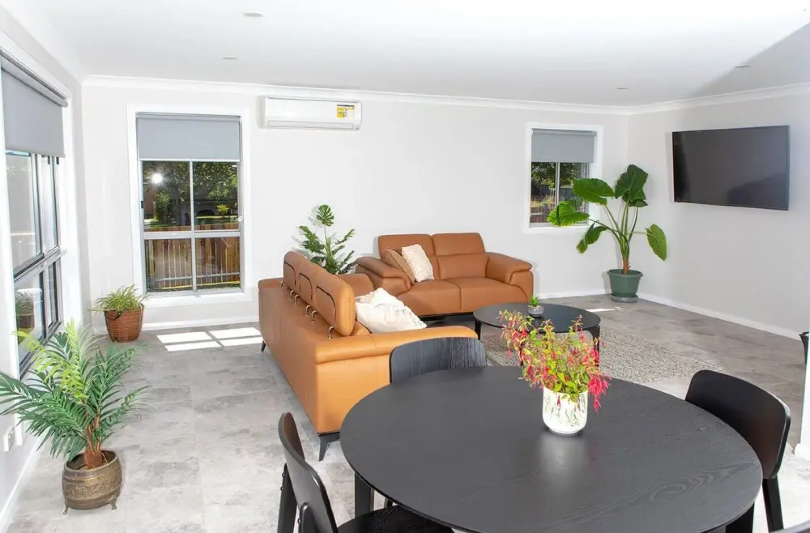 Uralla Apartments
