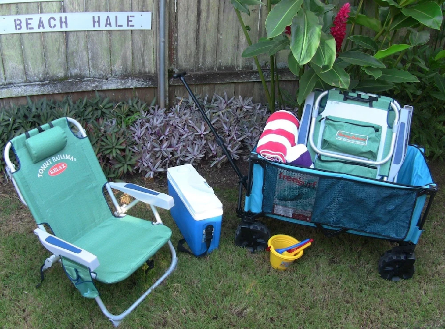 Haleiwa Sunshine 3 Bedroom Home