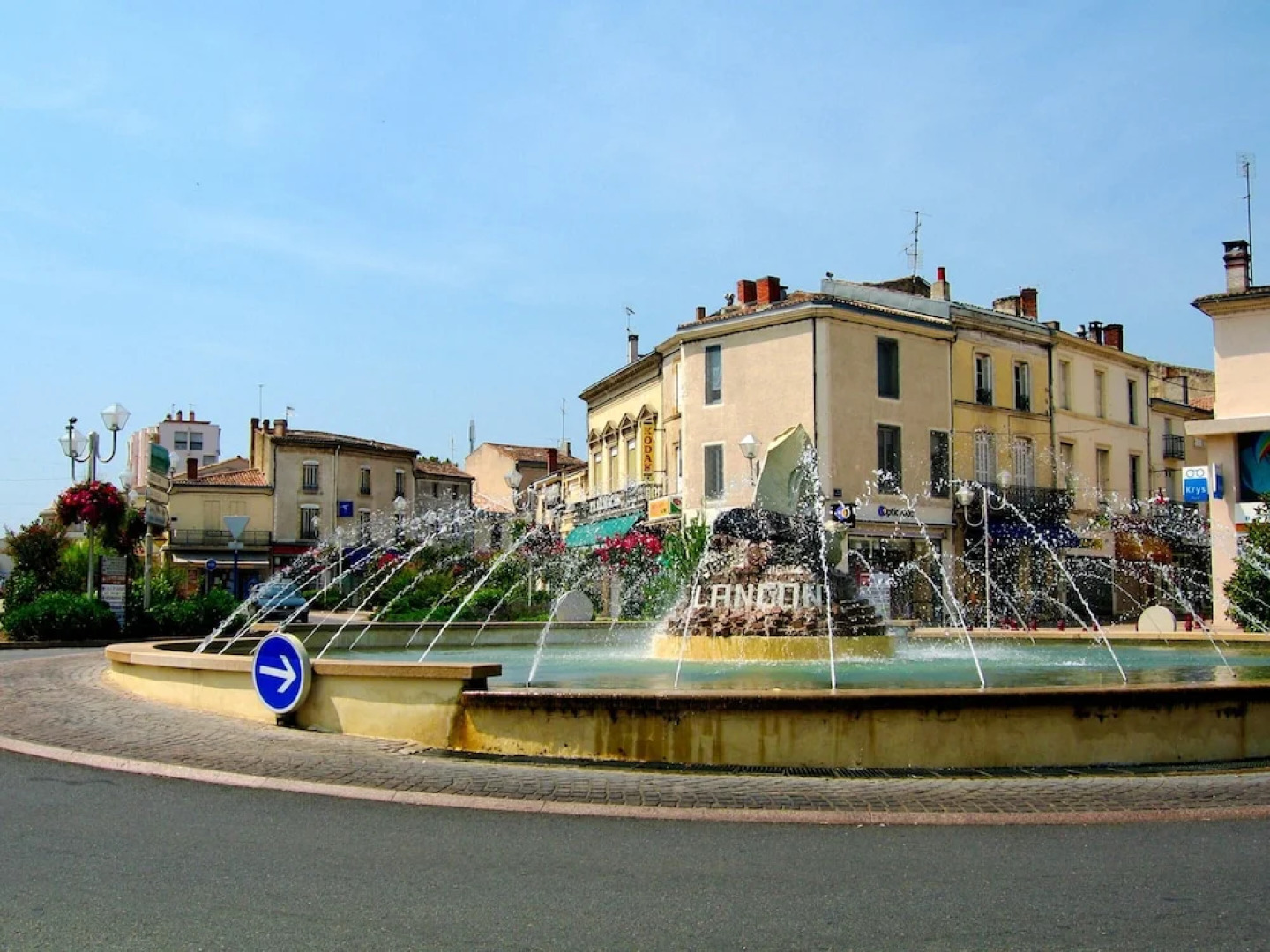 Studio In Langon With Enclosed Garden And Wifi