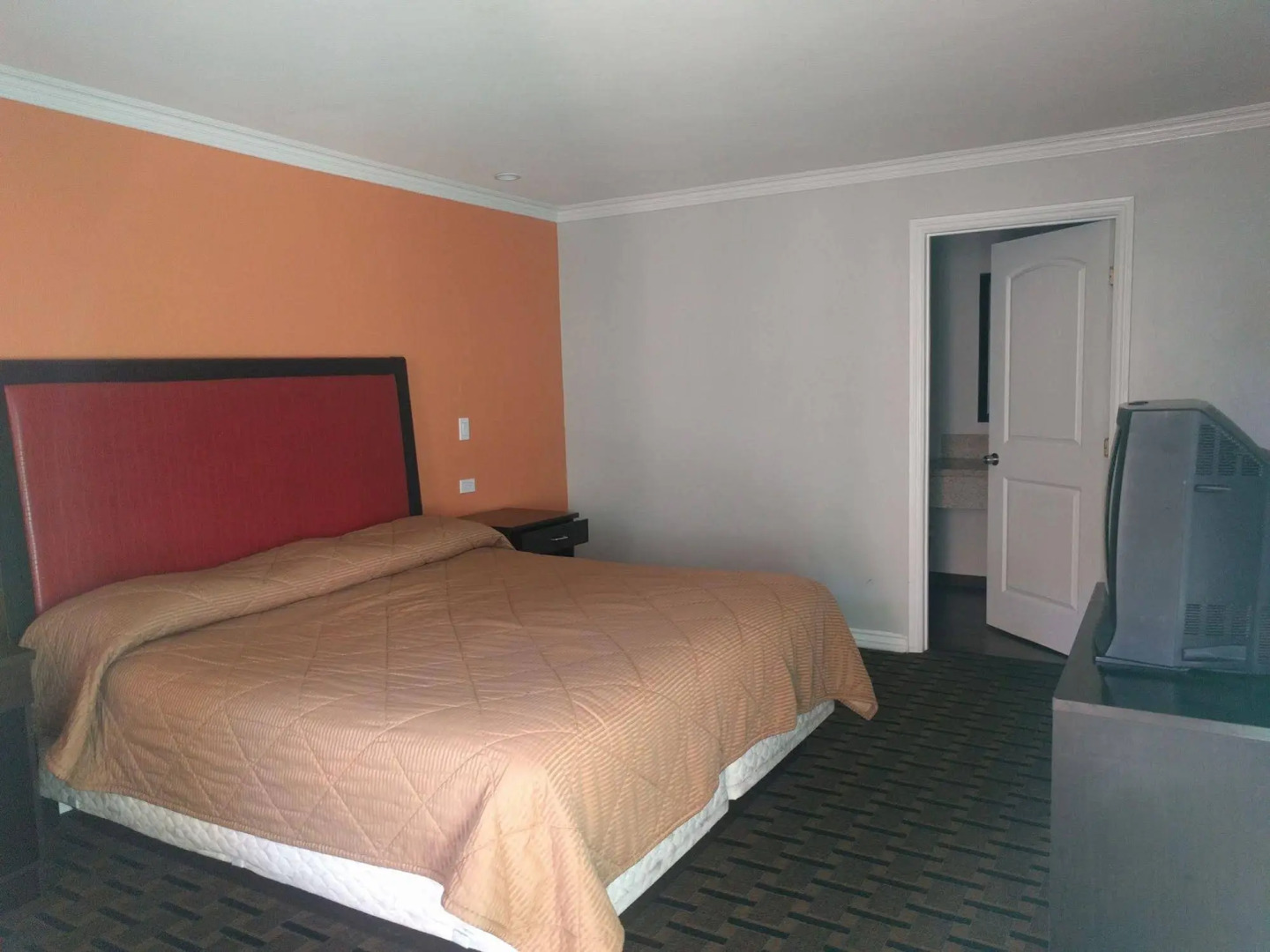 LYFE INN & SUITES by AGA - LAX Airport