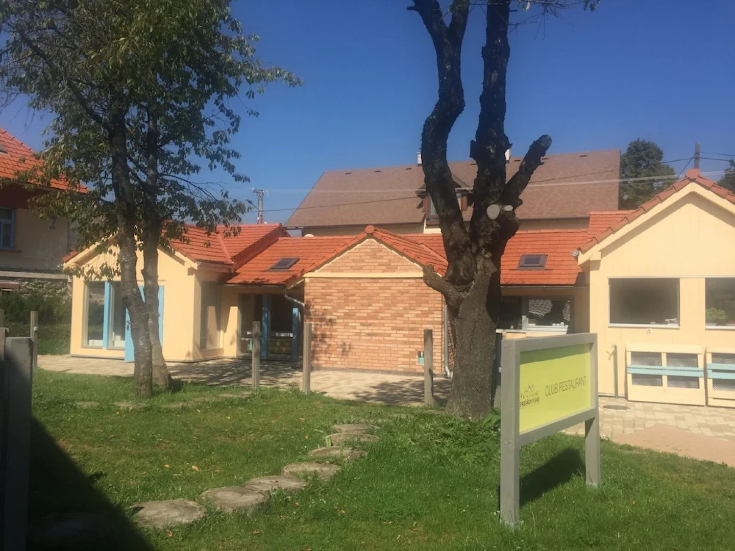 Apartments Ceresnovy Sad
