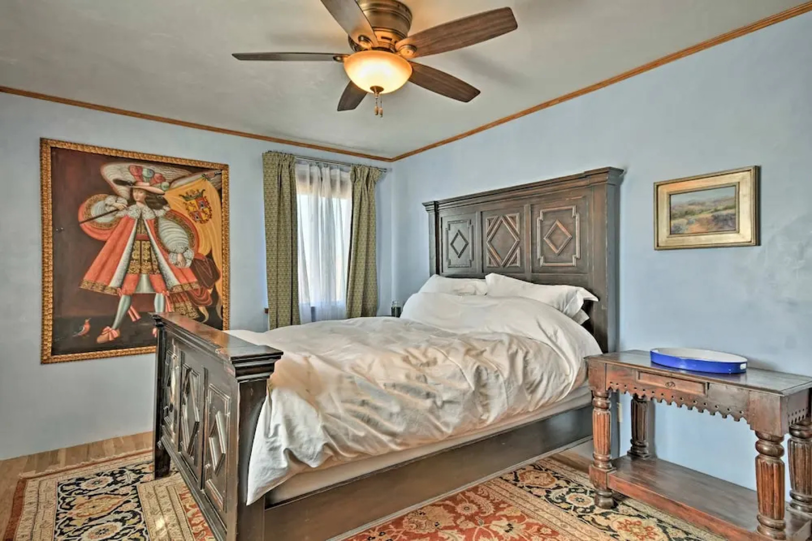 Cozy 'blue Adobe' w/ Steam Room 2 Mi. From Taos!