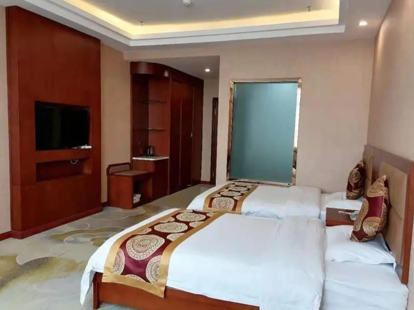 Greentree Alliance Hotel Xinjiang Tacheng Yumin Co