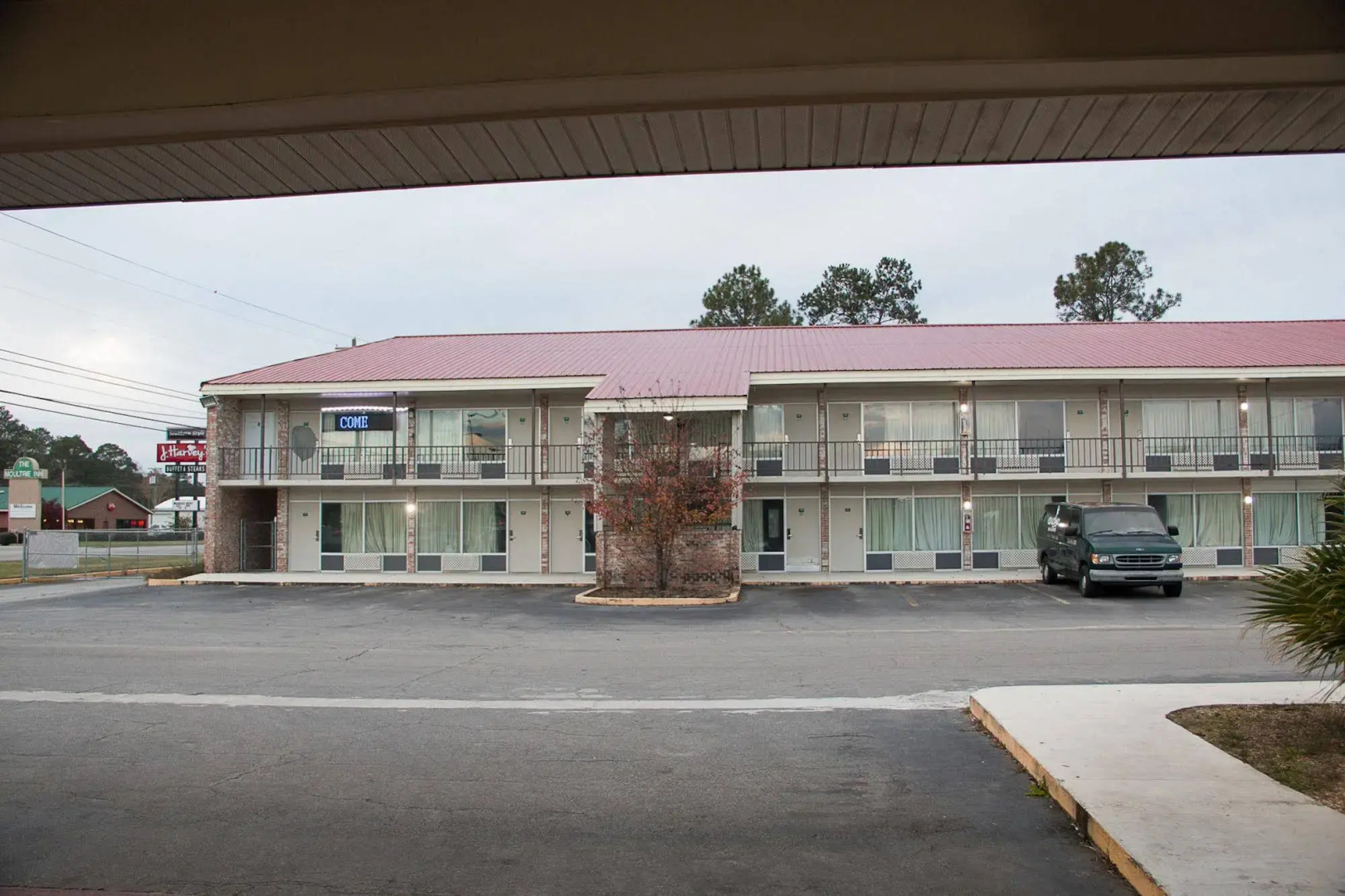 Cocomo Inn and Suites