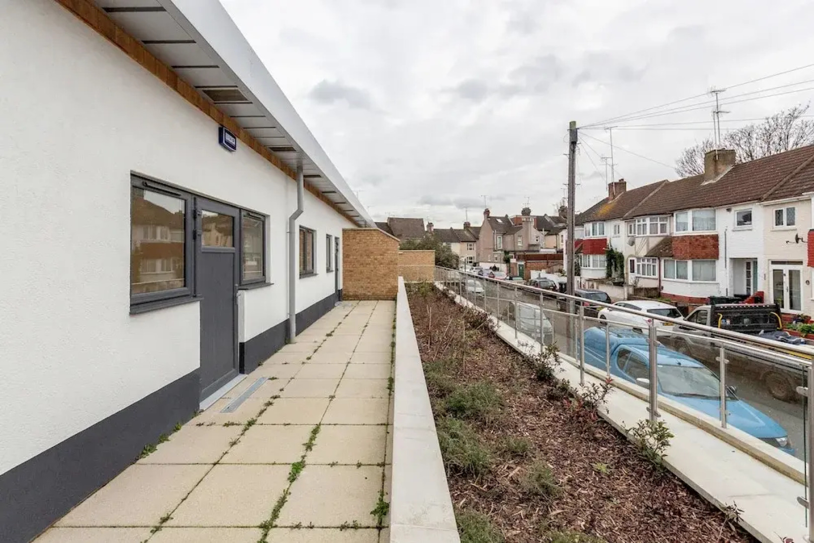 2BR Apt-sleeps 5-accessible-central Dartford