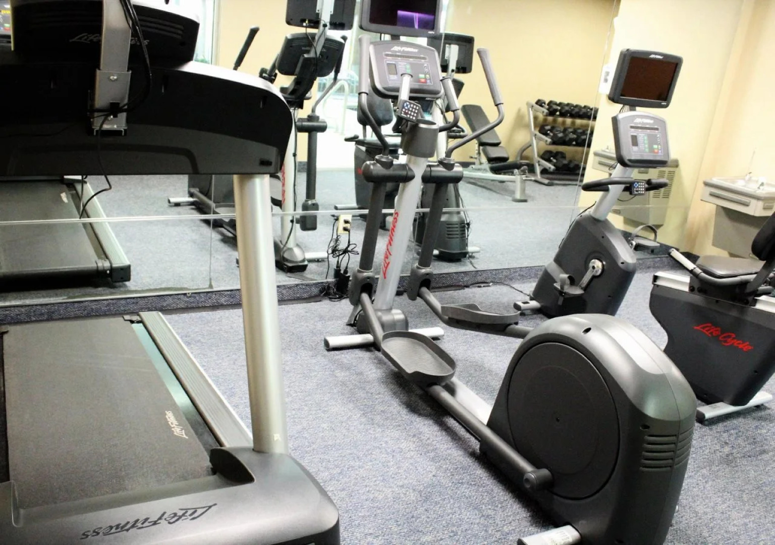 Holiday Inn Express Hotel & Suites St. Cloud by IHG