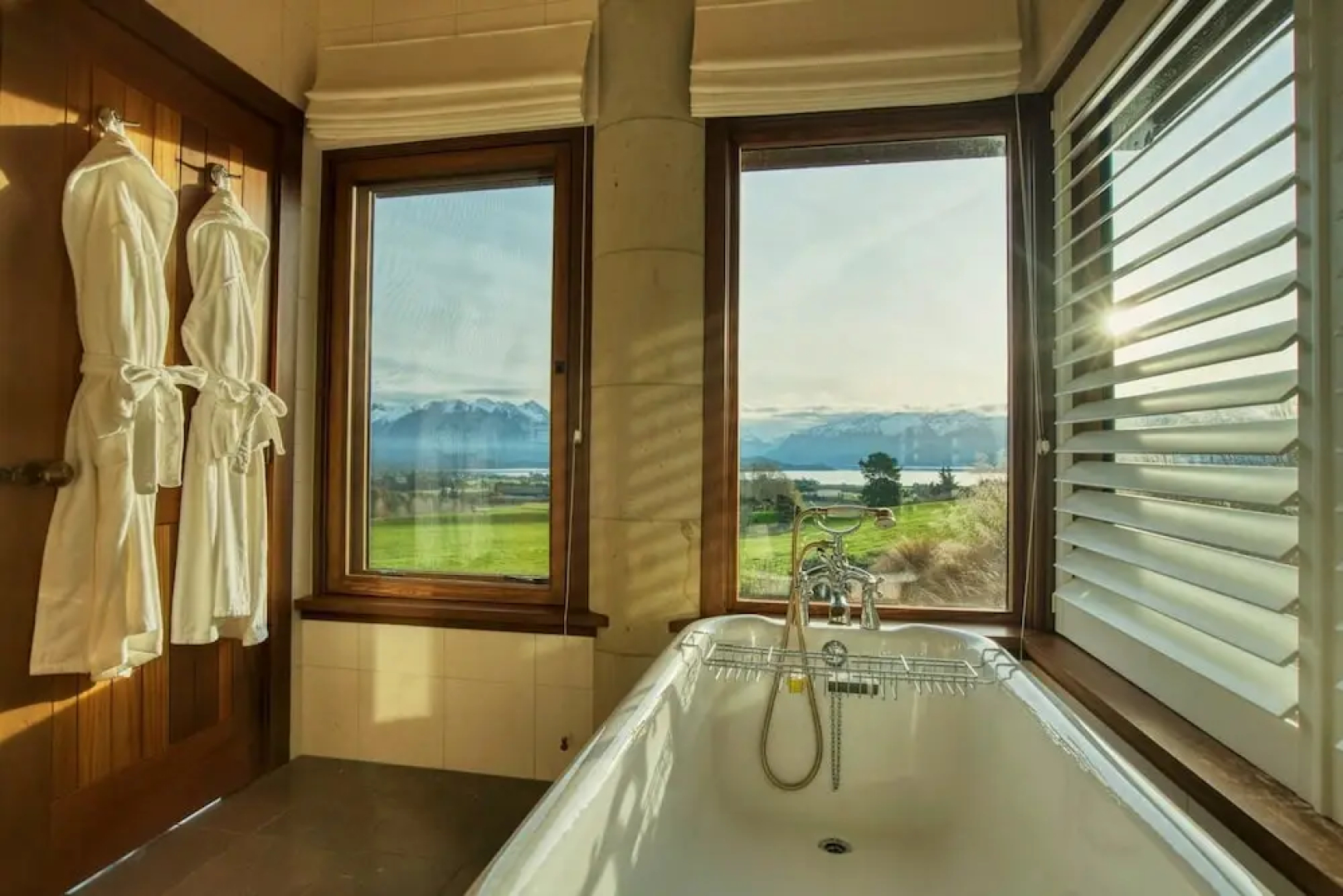 Cabot Lodge