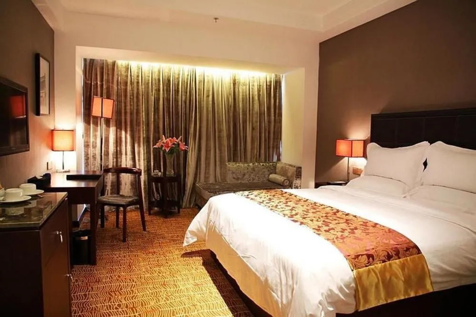 Taiyuan San Jin Business Hotel