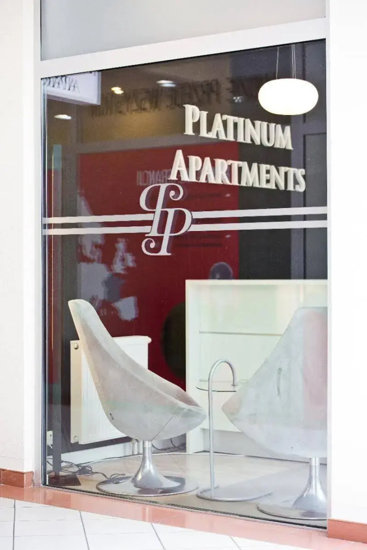 Platinum Apartments Aparthotel