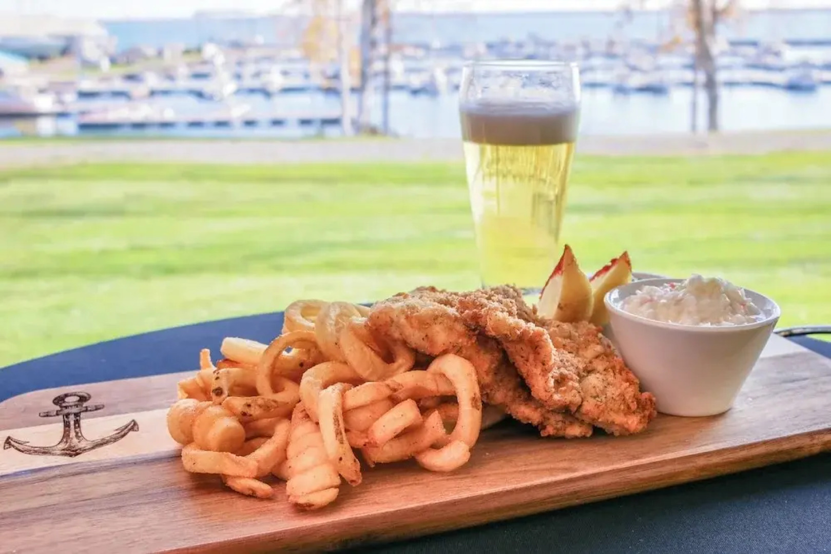 The Washburn Inn - On the Lake