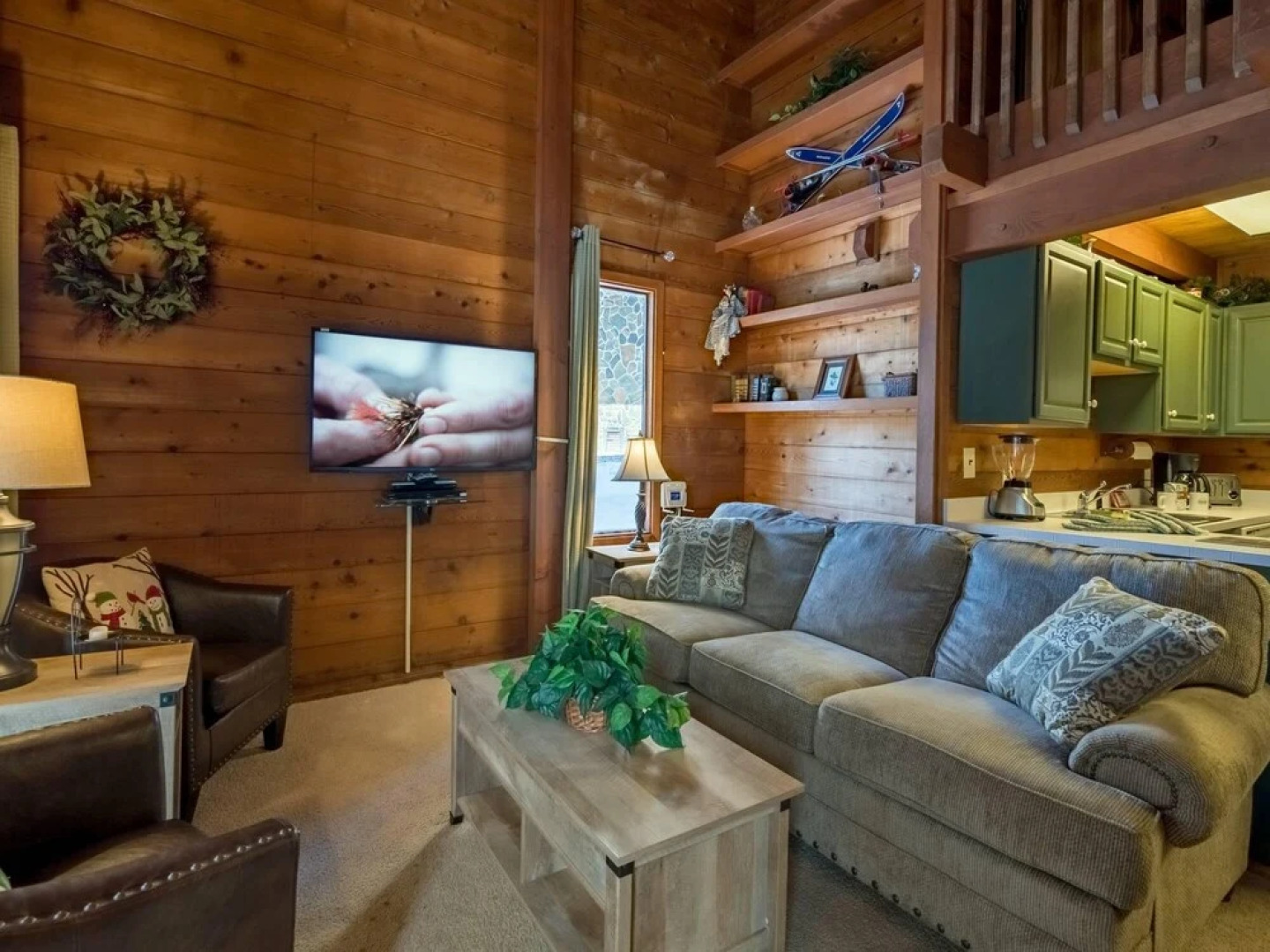 2br+: Powder Monkey 4