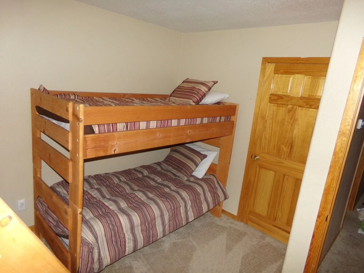 Prospector Village 5 Bed 4 Bath