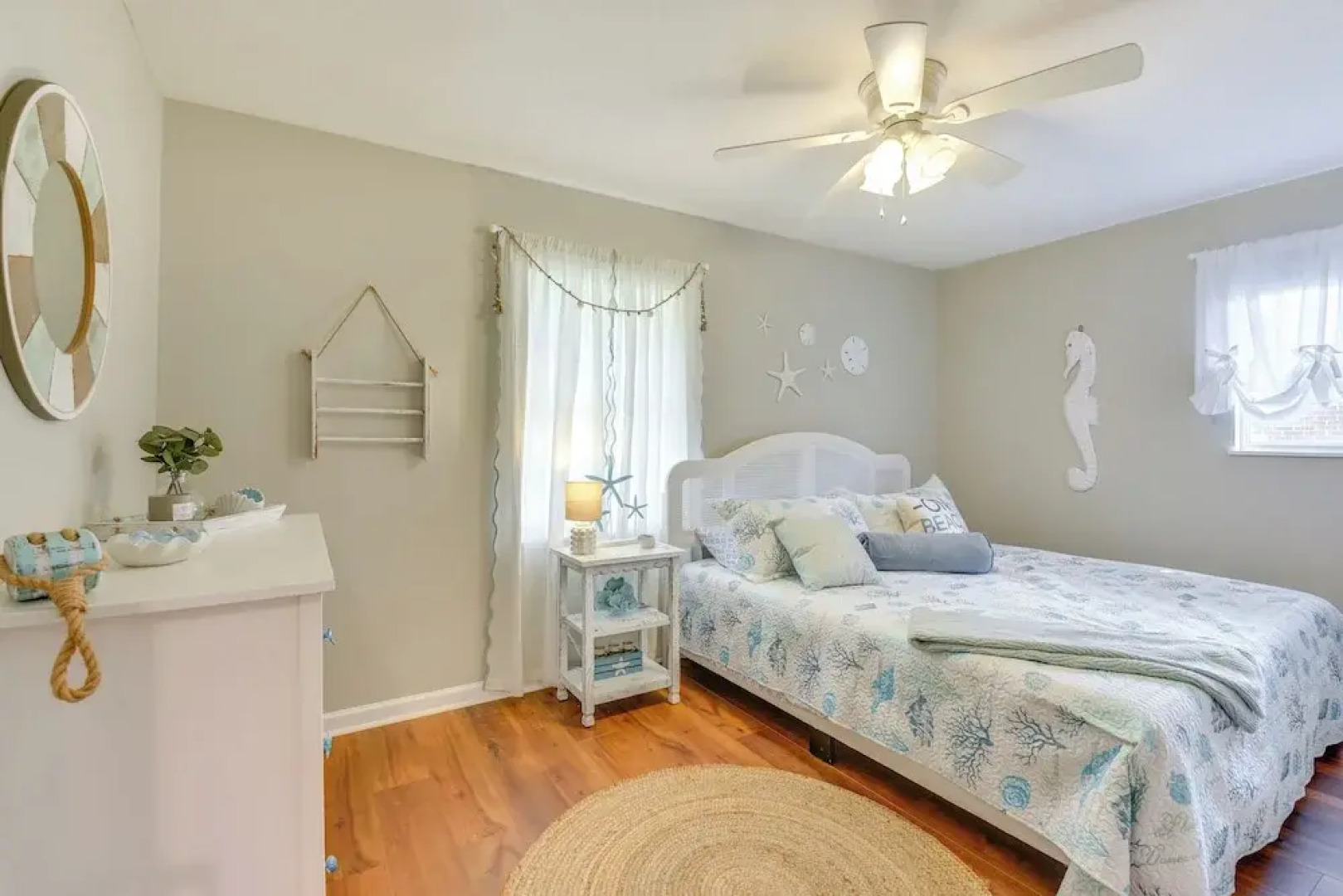 2 Mi to Shore: Modern Retreat in Fort Walton Beach