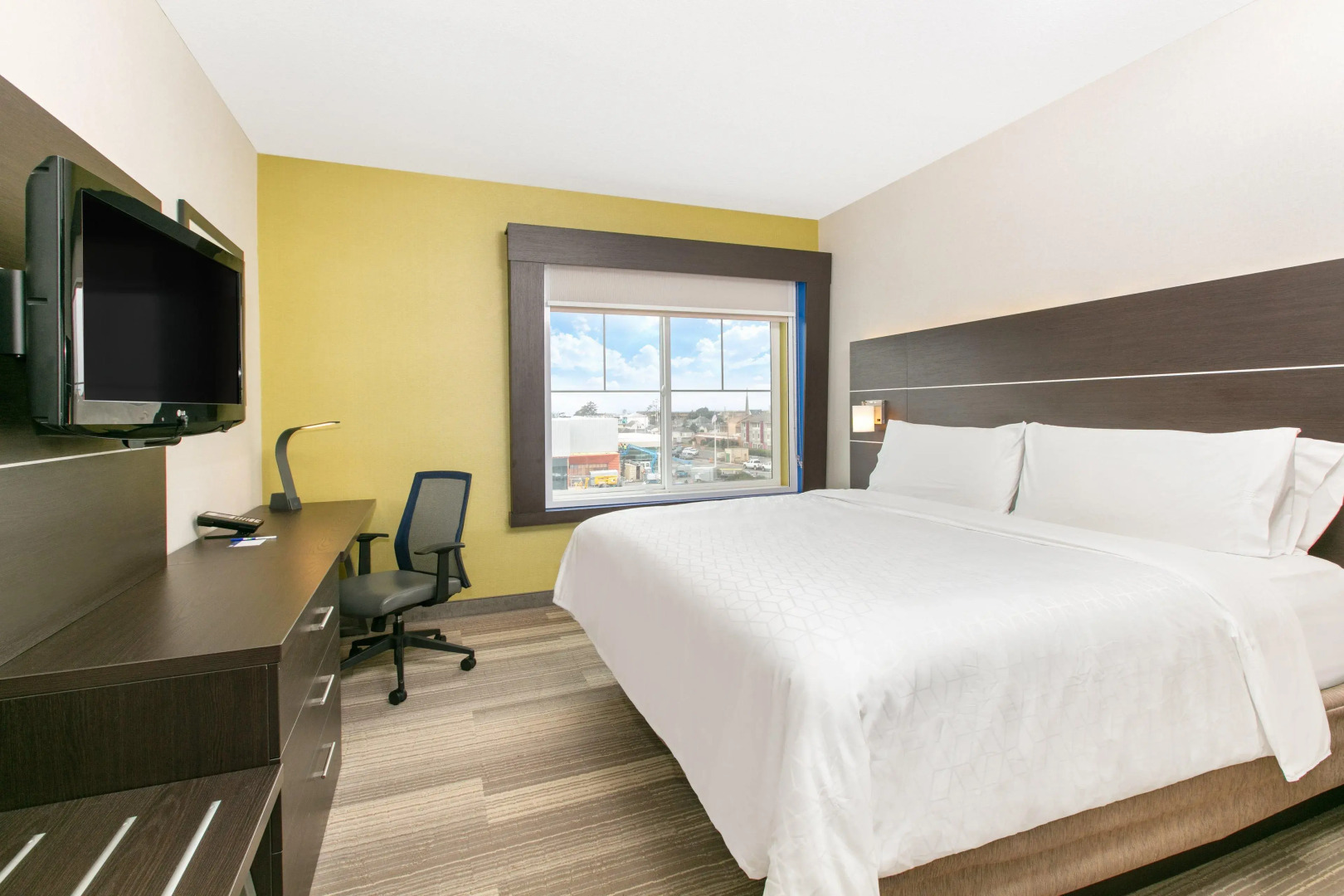 Holiday Inn Express Hotel & Suites Seaside-Convention Center by IHG
