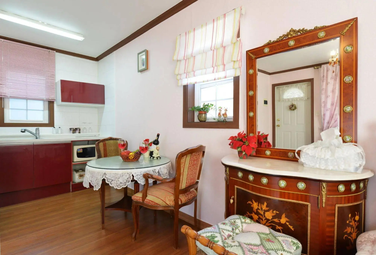 Bohemian couple pension
