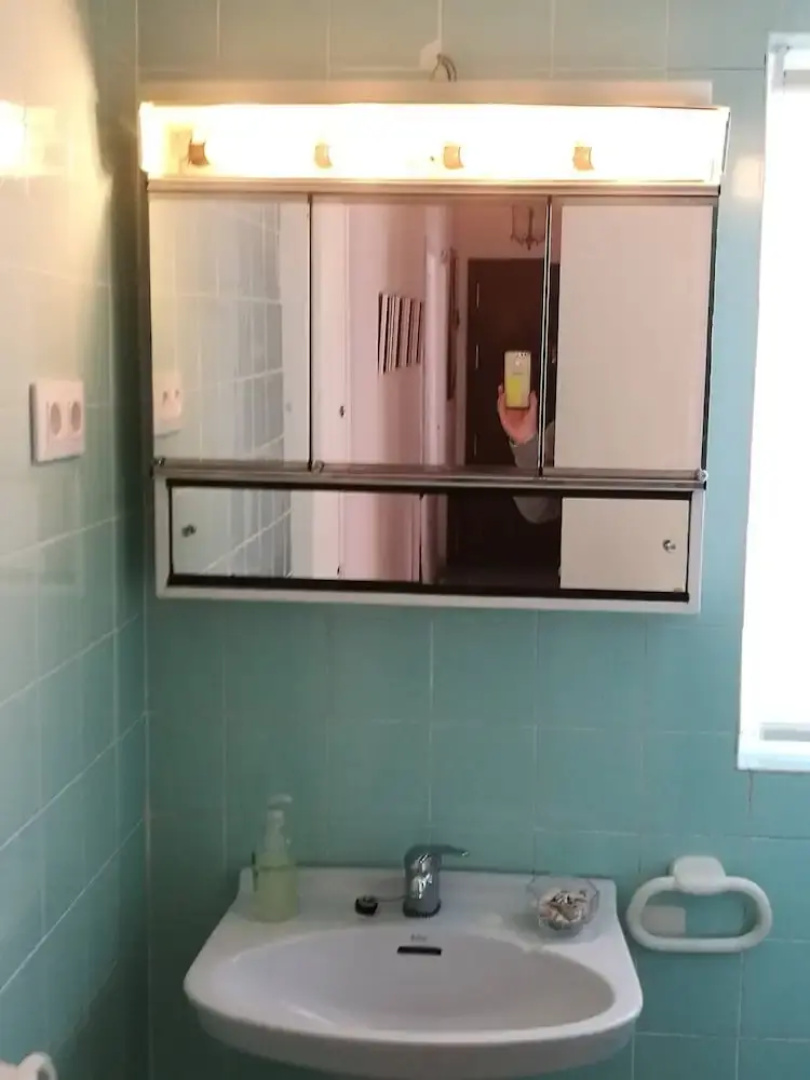 Apartment A 150 M From the Beach, With Three Bedrooms for 6 People