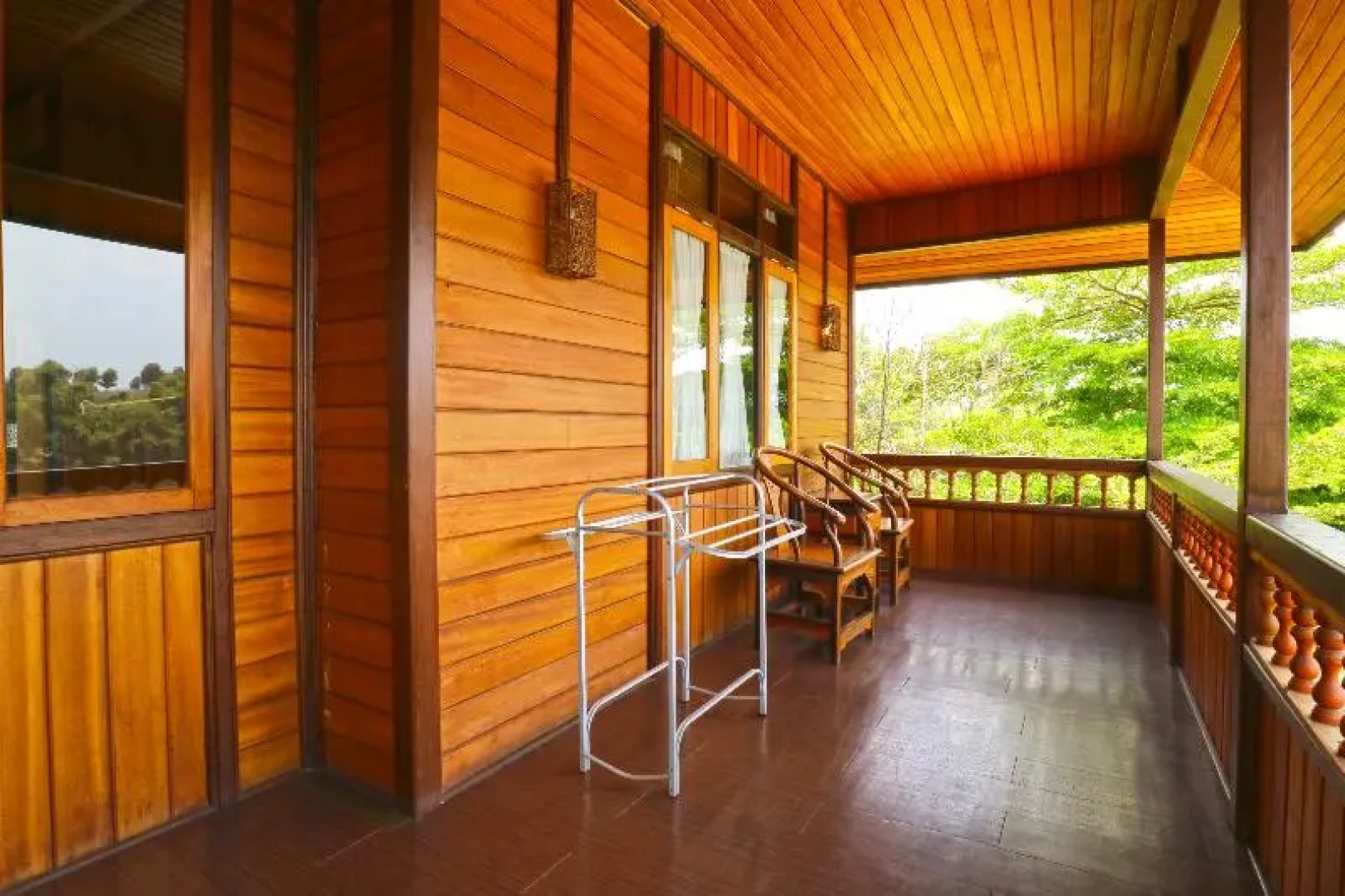 Villa Gardenia Bandung by ZUZU