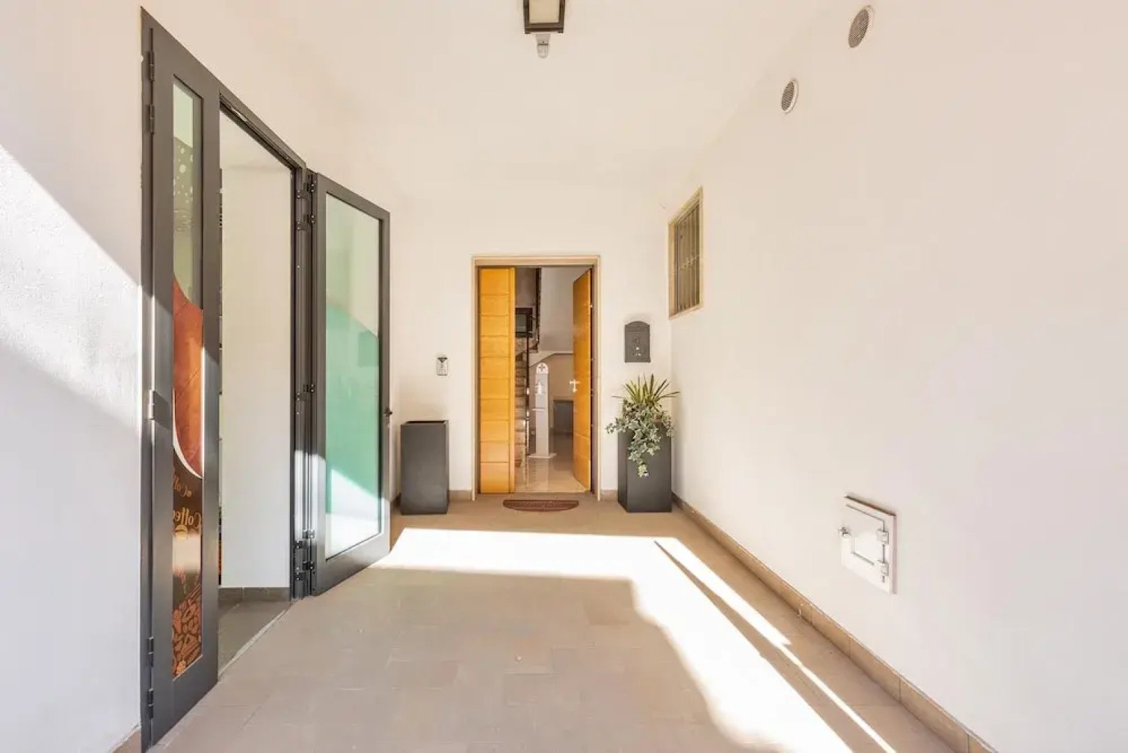 2889 B&B Terra dei Fiori - Camera Tripla con Balcone by Barbarhouse