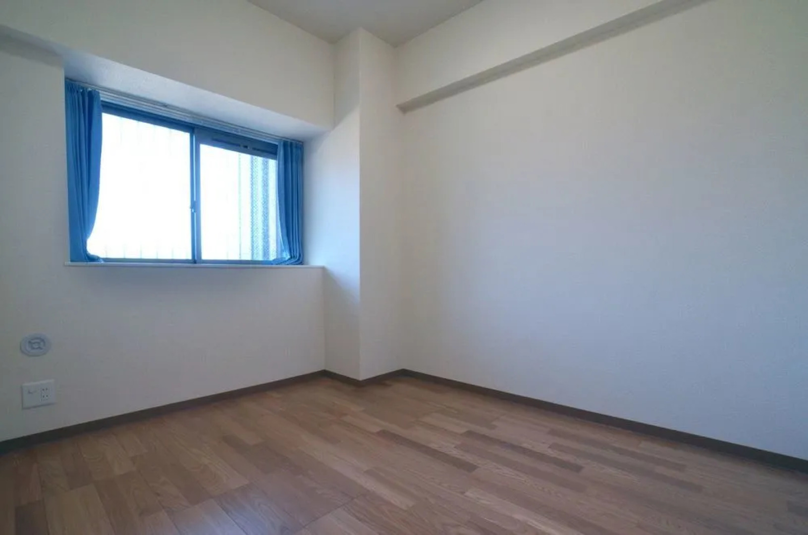 New Station Hotel Residence