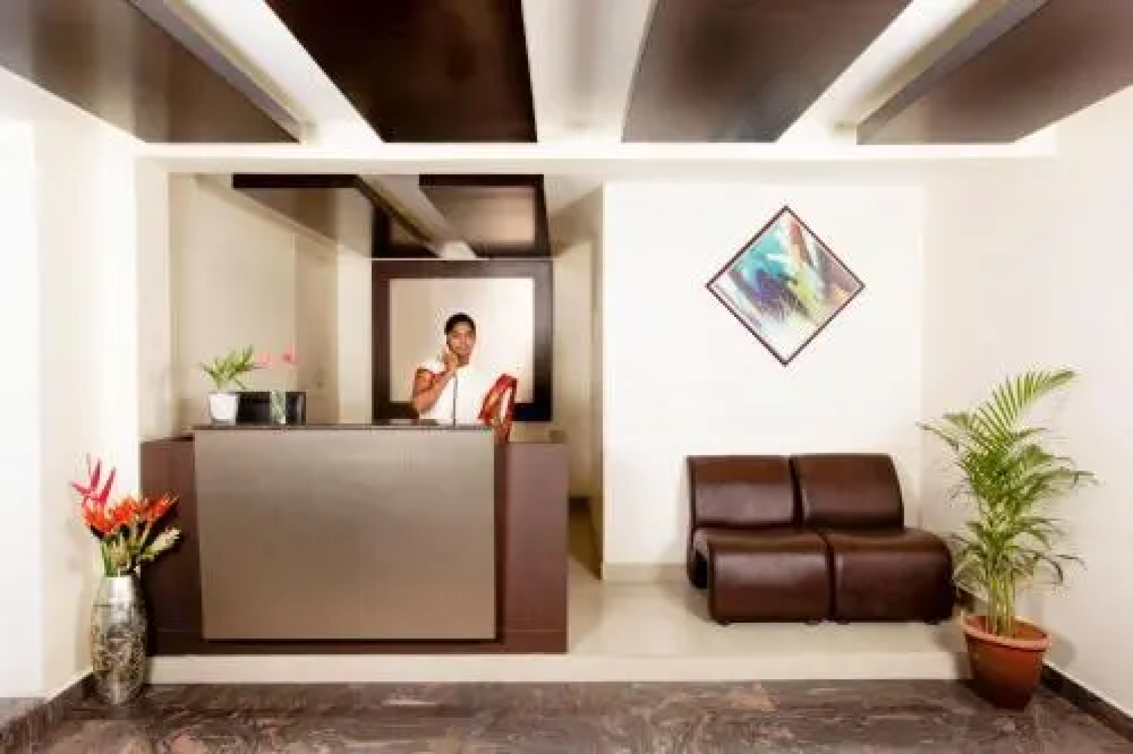 Aakash Inn Tiruvannamalai
