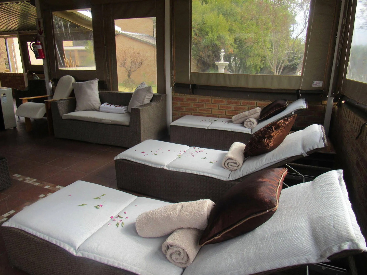 Hoyohoyo Chartwell Lodge