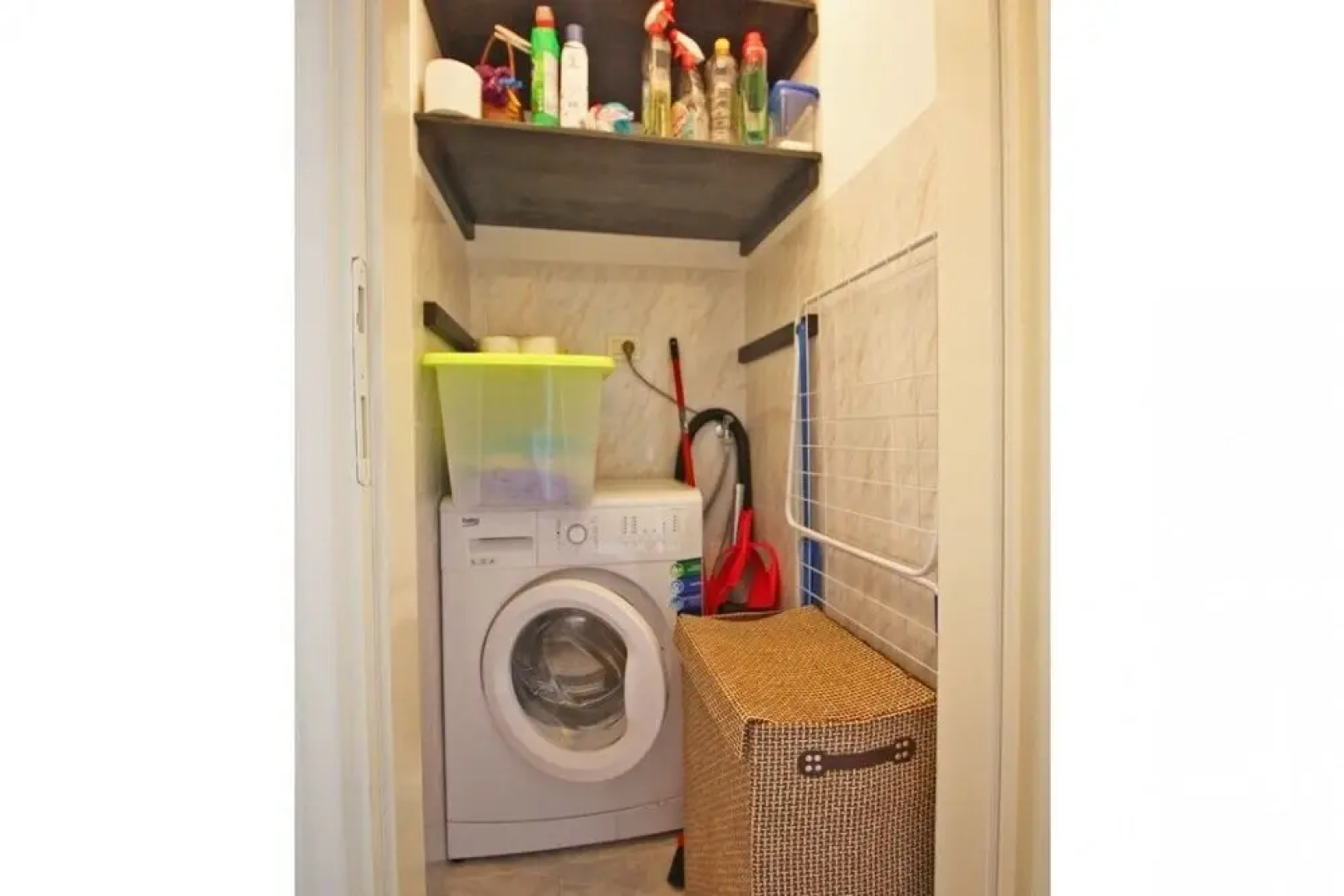 Two-bedroom apartment with sea view