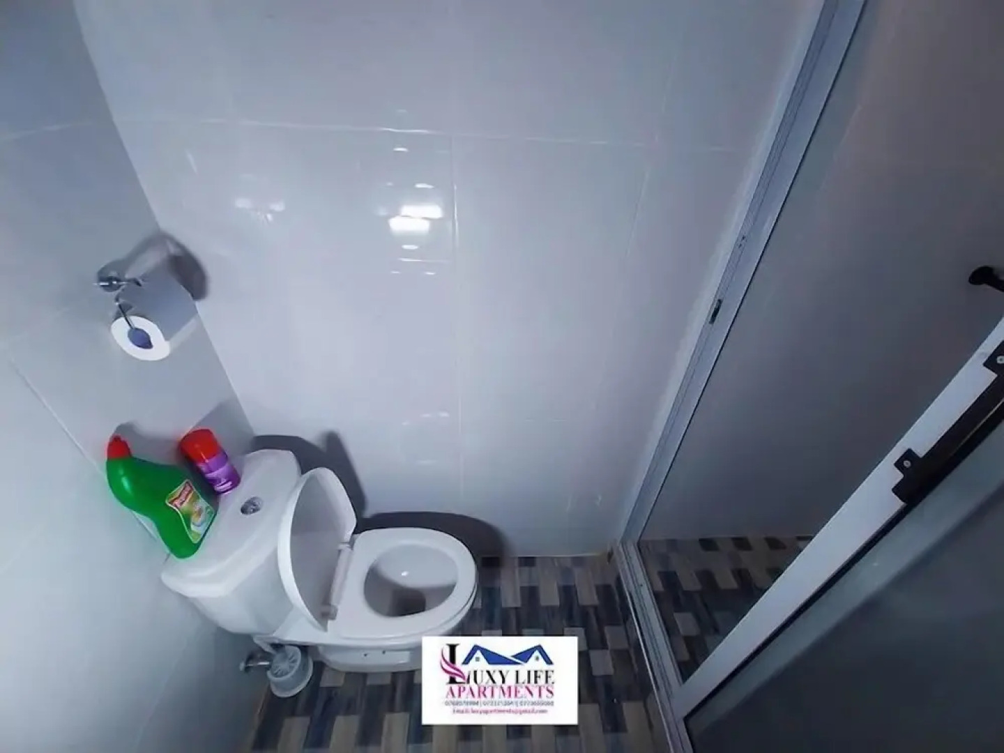 Lux Suites Luxylife Studios Kenol