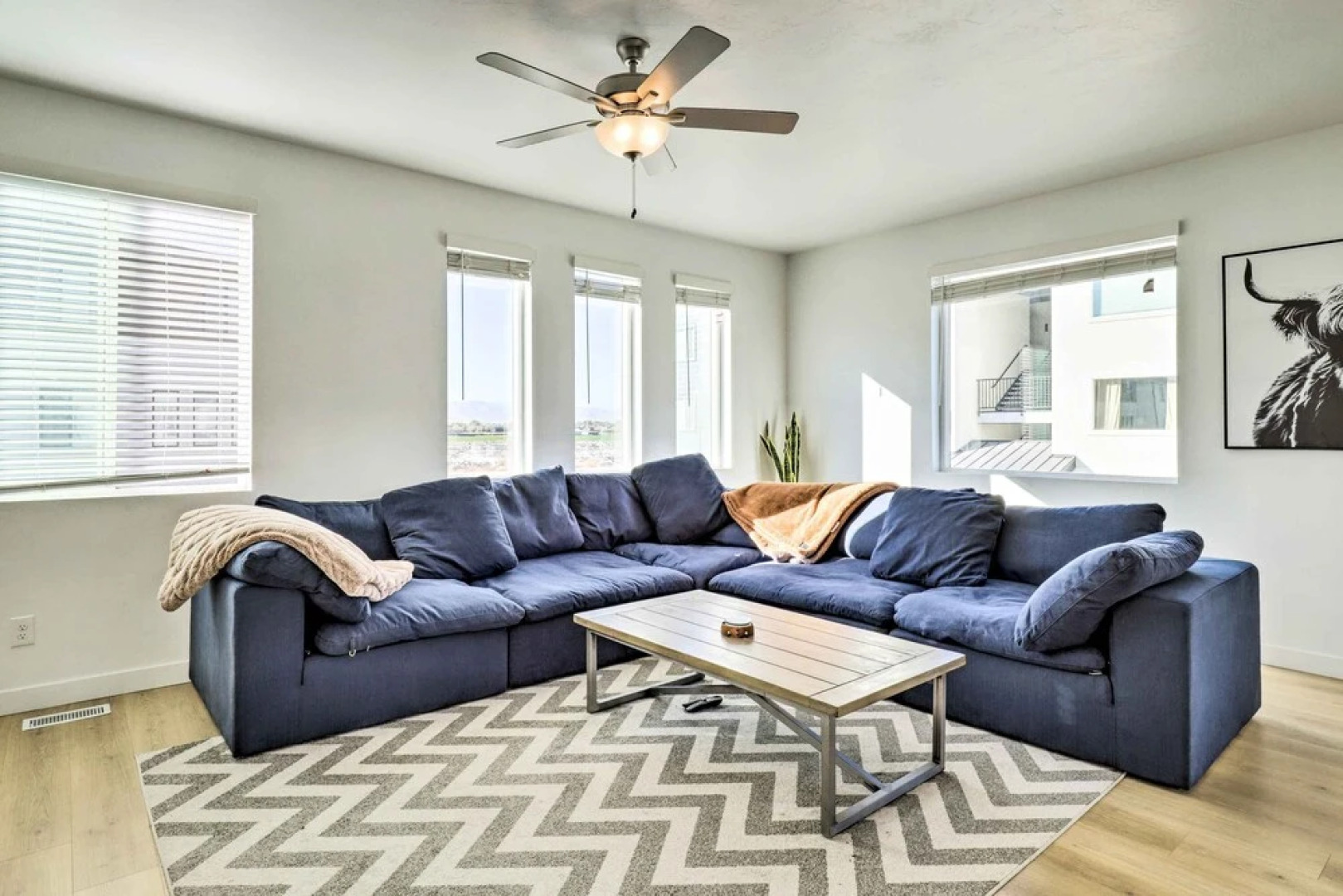 Modern Townhome - 8 Mi to Thanksgiving Point!