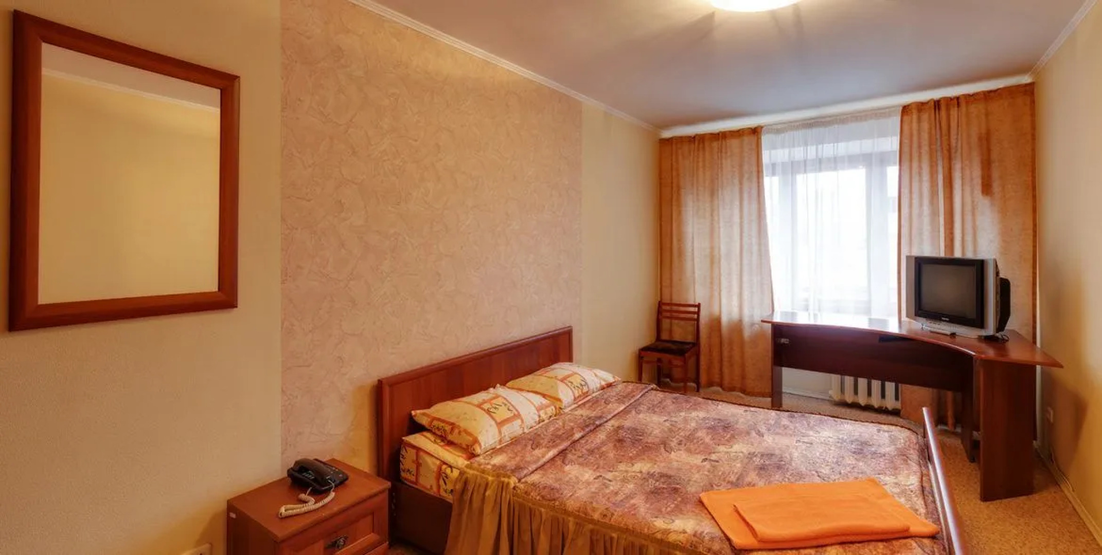 Отель Уральская