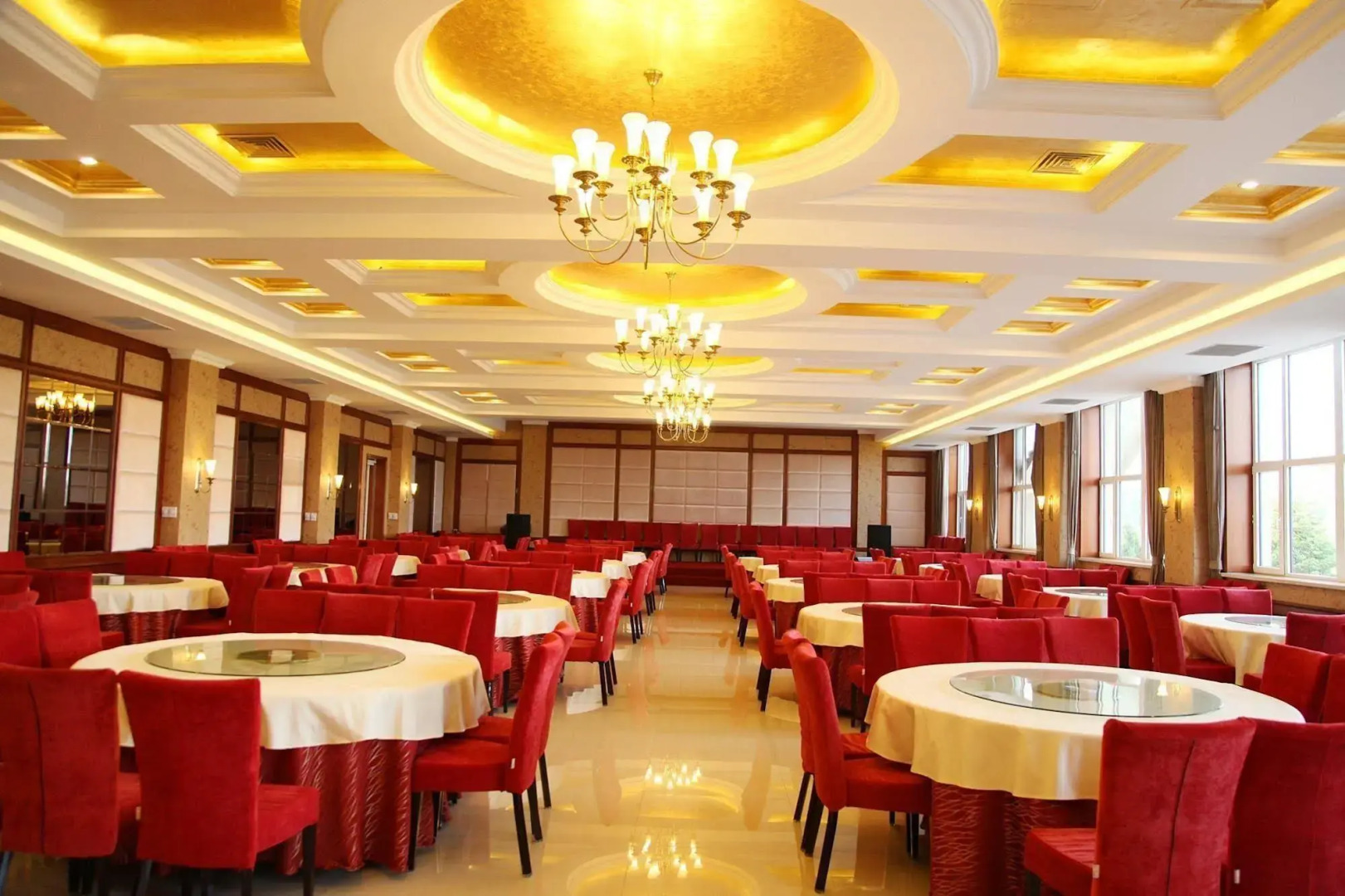 Haiyang Yujia Hotel