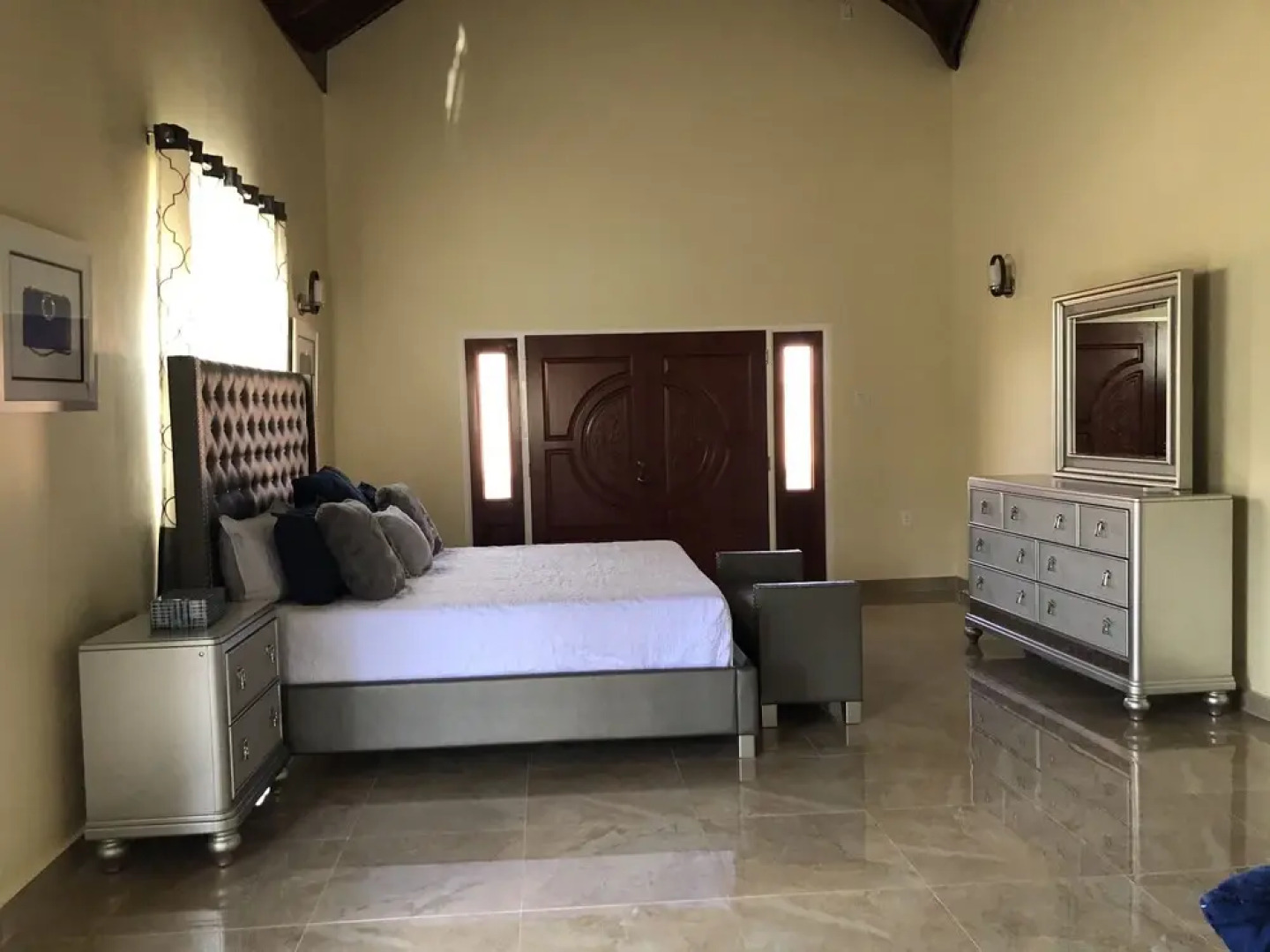 vacation villas runaway bay