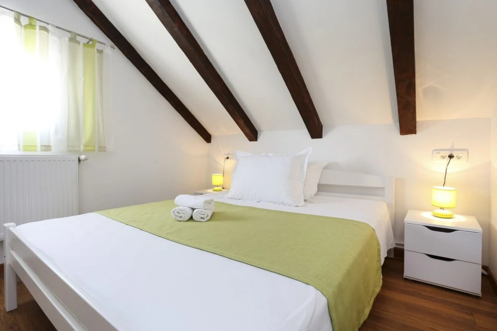 Rustic Stone House Bajeli with Jacuzzi