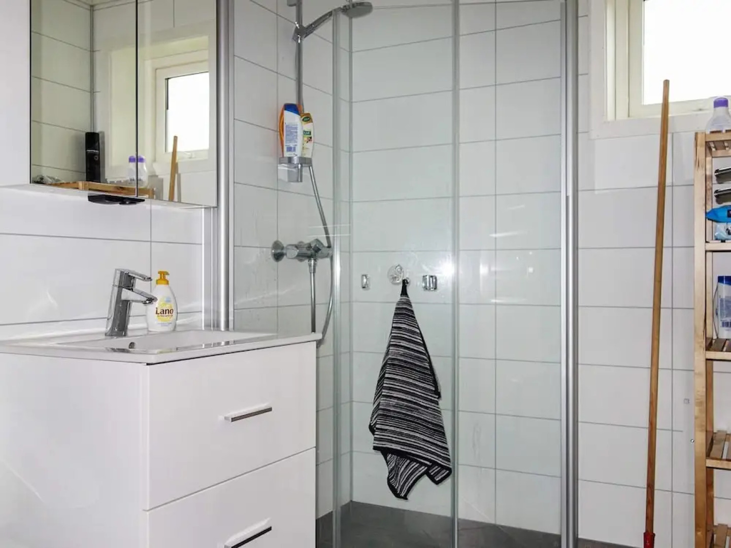 10 Person Holiday Home in Lyngdal