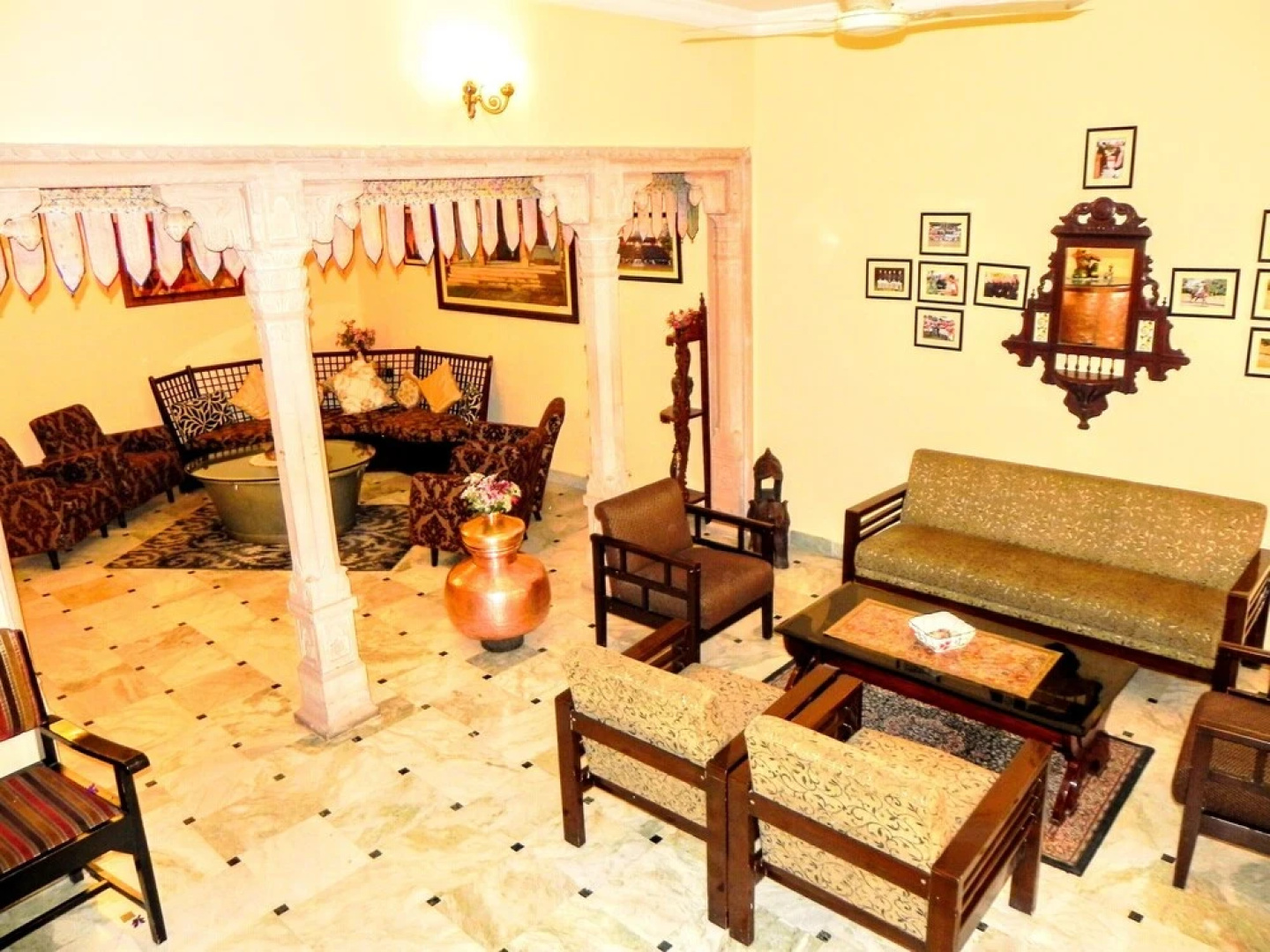 Hotel Kishan Kunj