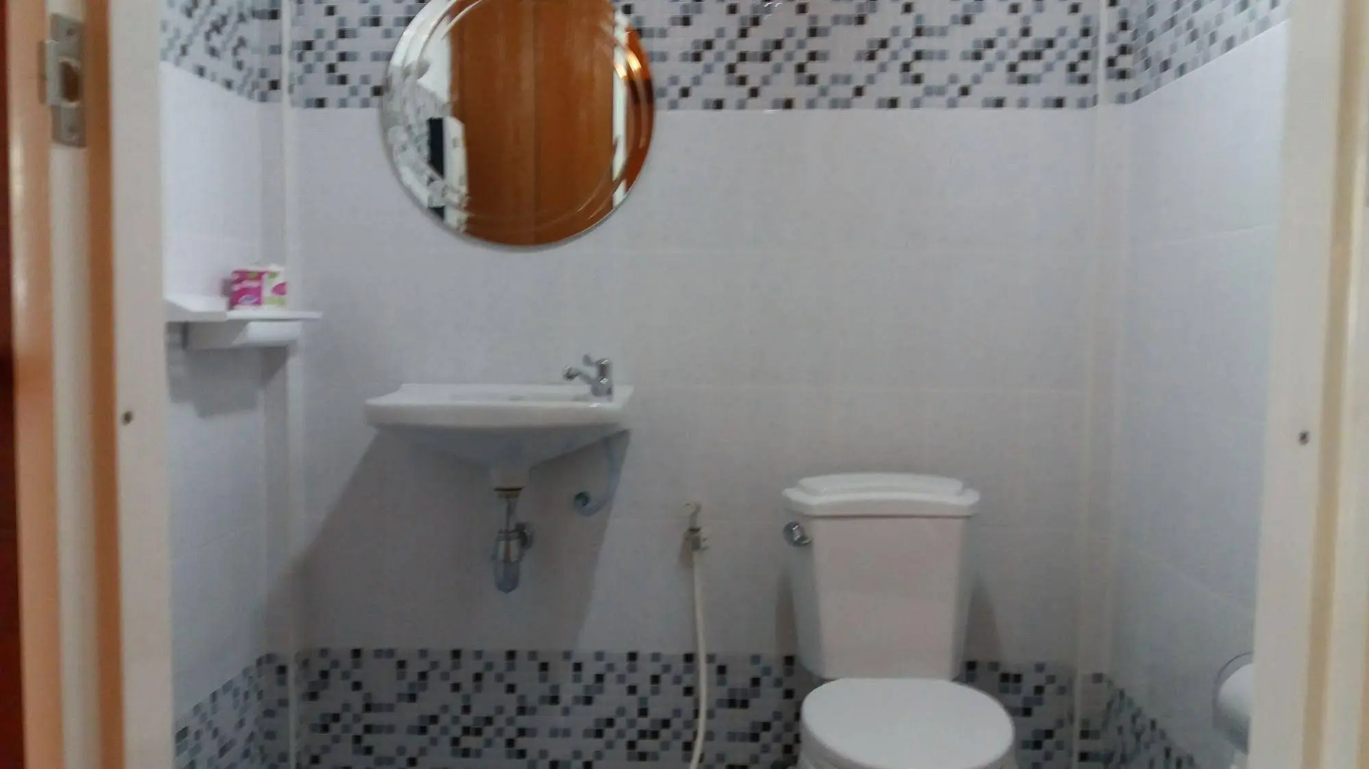 Jungle Hill Beach Bungalow