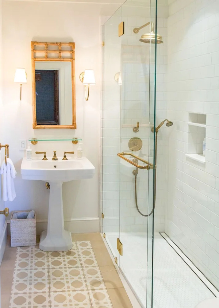 Eleven Experience Bahama House