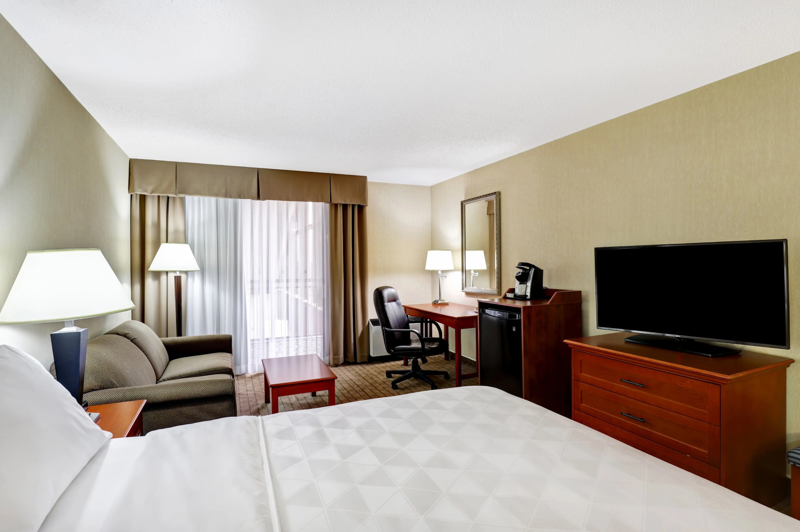 Holiday Inn Burlington Conference Centre by IHG