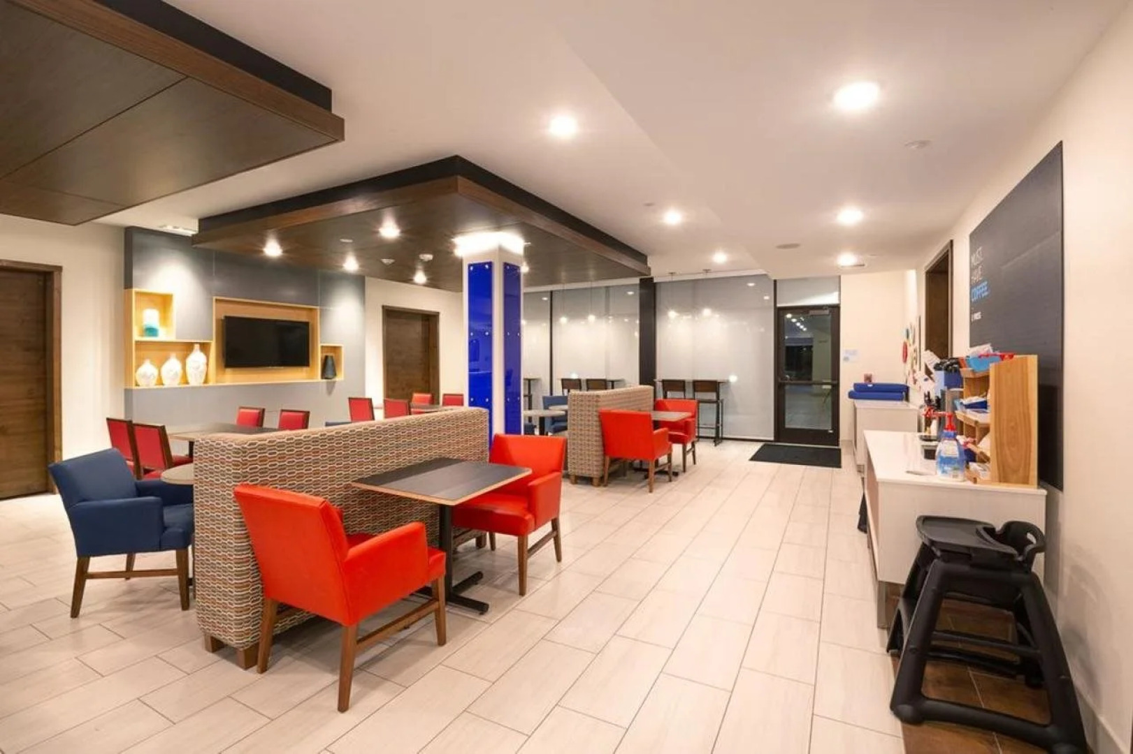 Holiday Inn Express & Suites Wentzville St Louis West by IHG