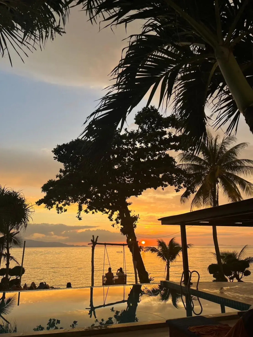 Sunset Beach Villas