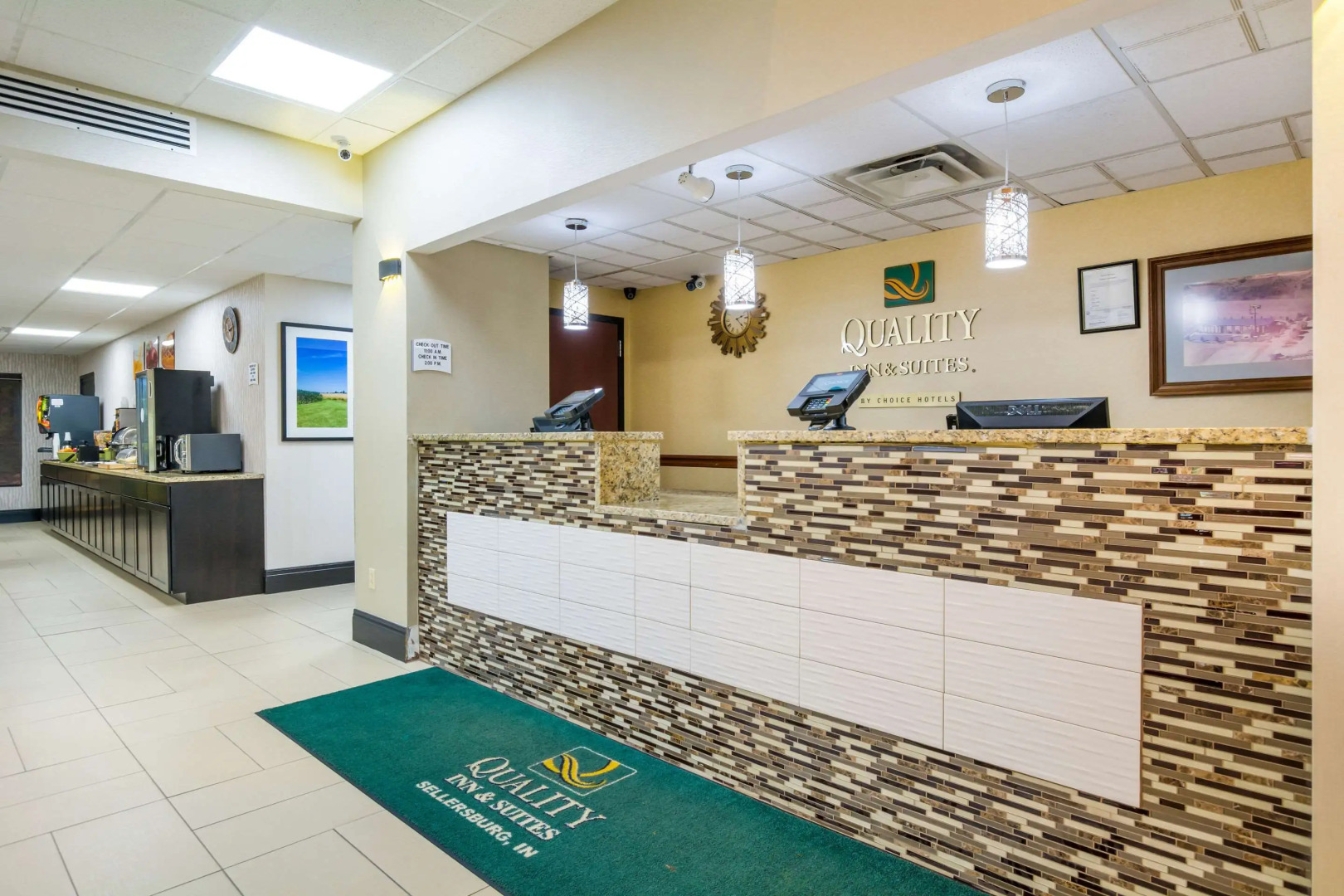 Quality Inn & Suites Sellersburg - Louisville Area