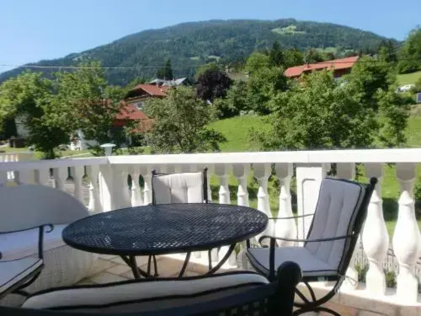 Garten- & Loggia-Appartement HERRENHAUS
