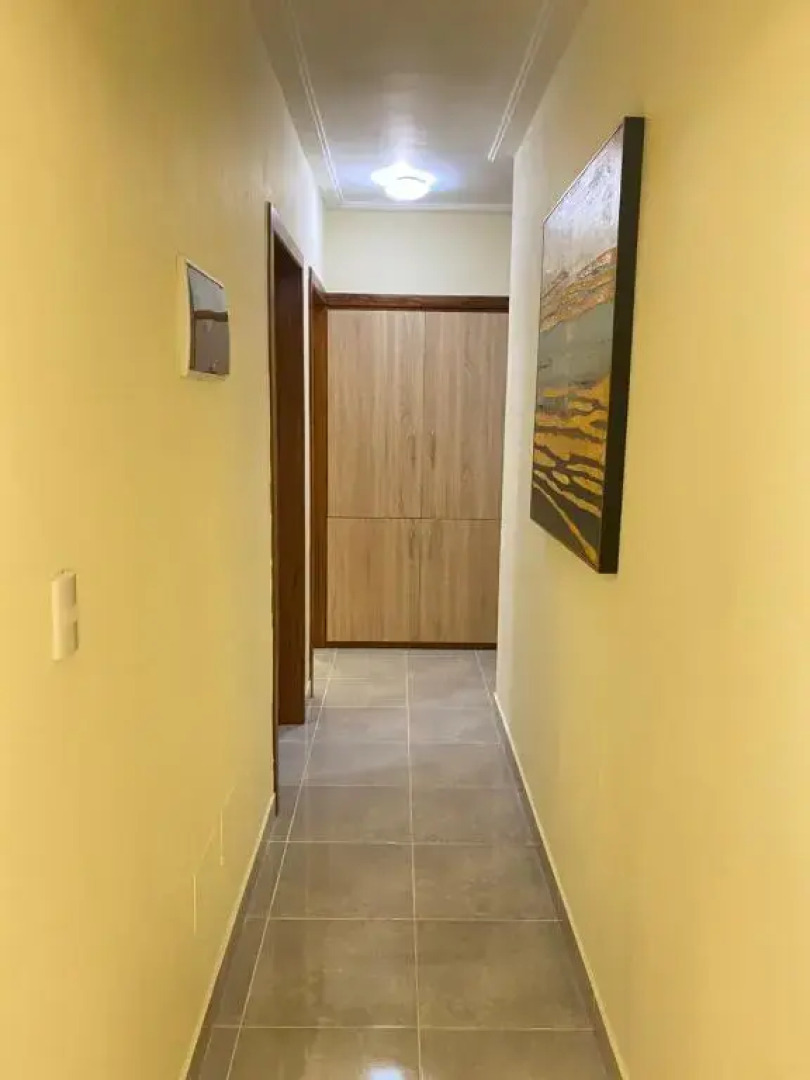 Apartamento Completo en Higüey, 3 habitaciones, 2 baños y 2 parqueos