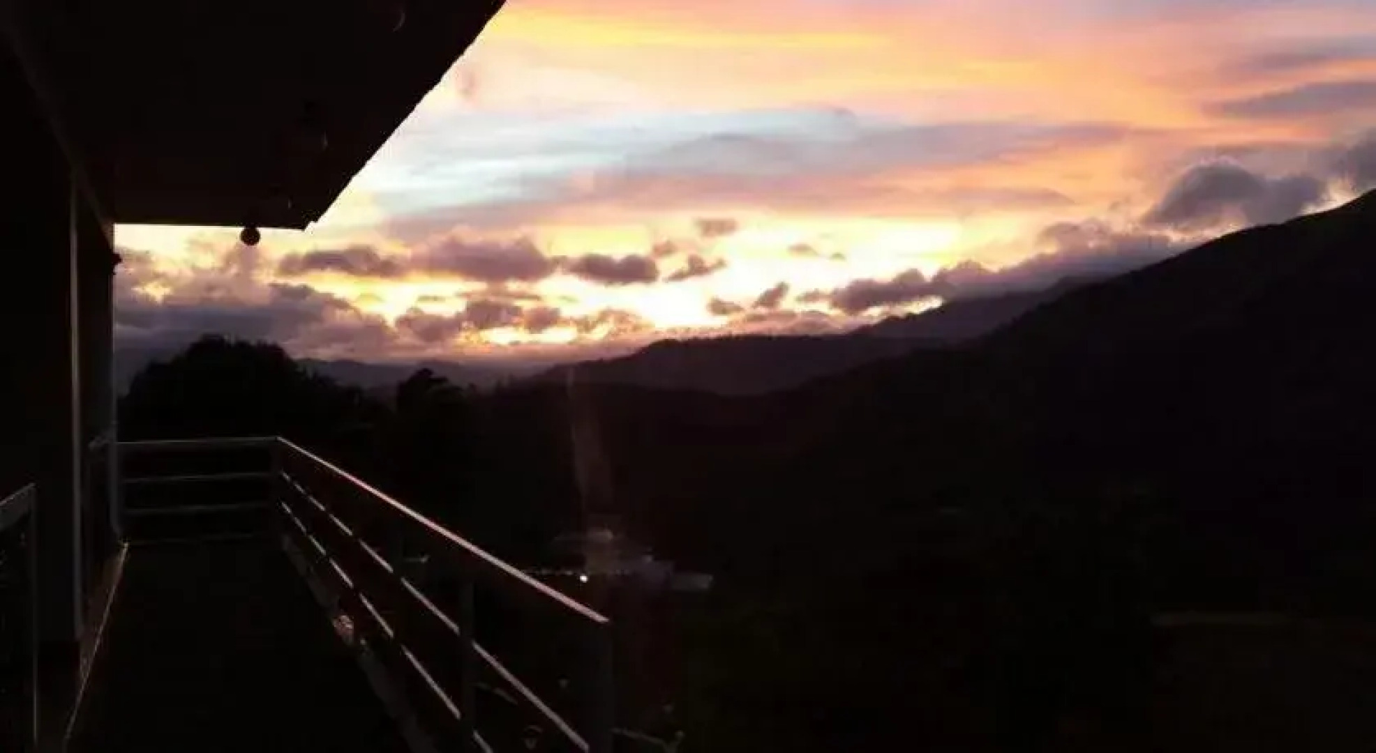 The Kissing Mountains